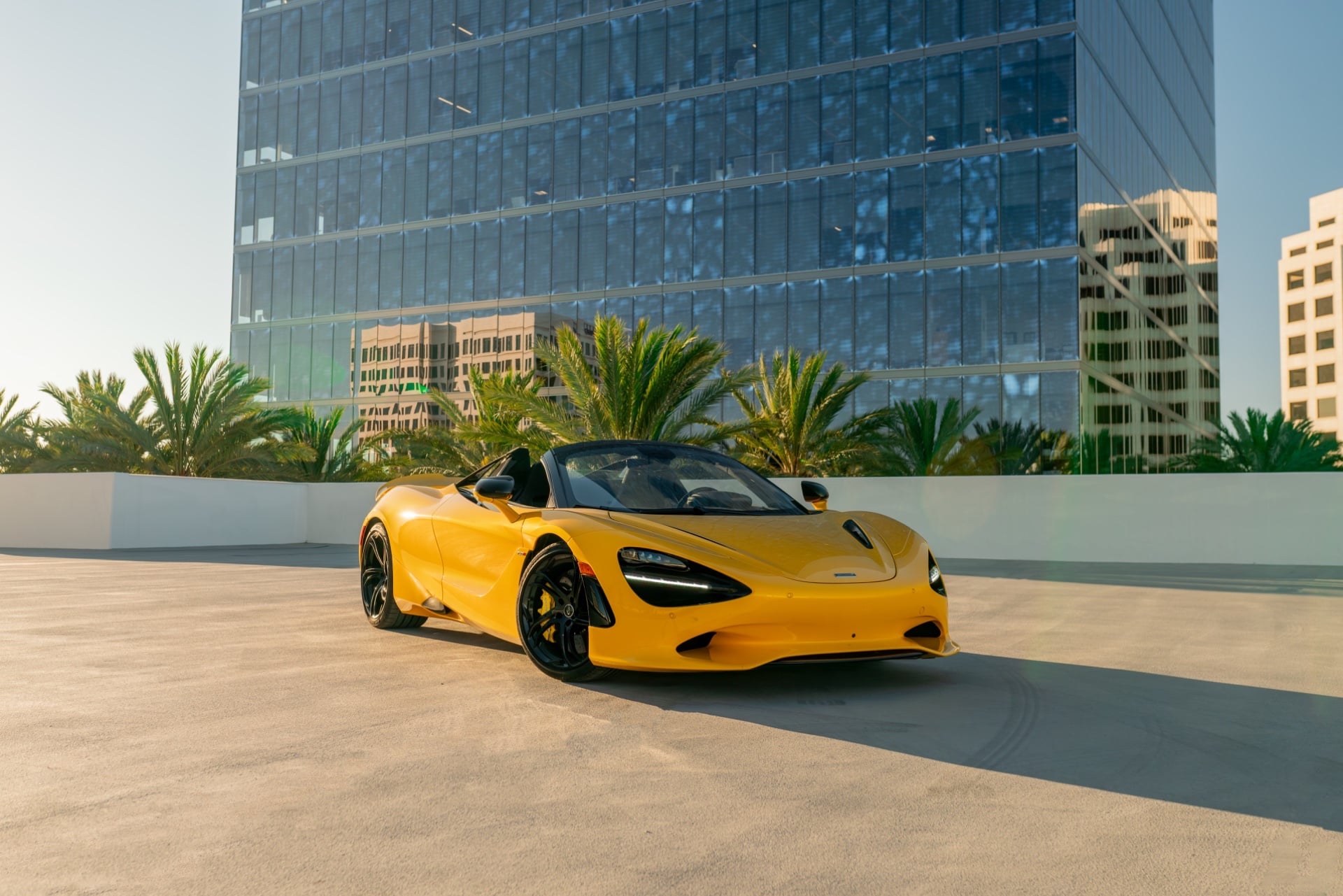 750S Spider (yellow)