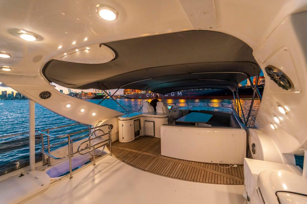 Sunseeker 90 ft